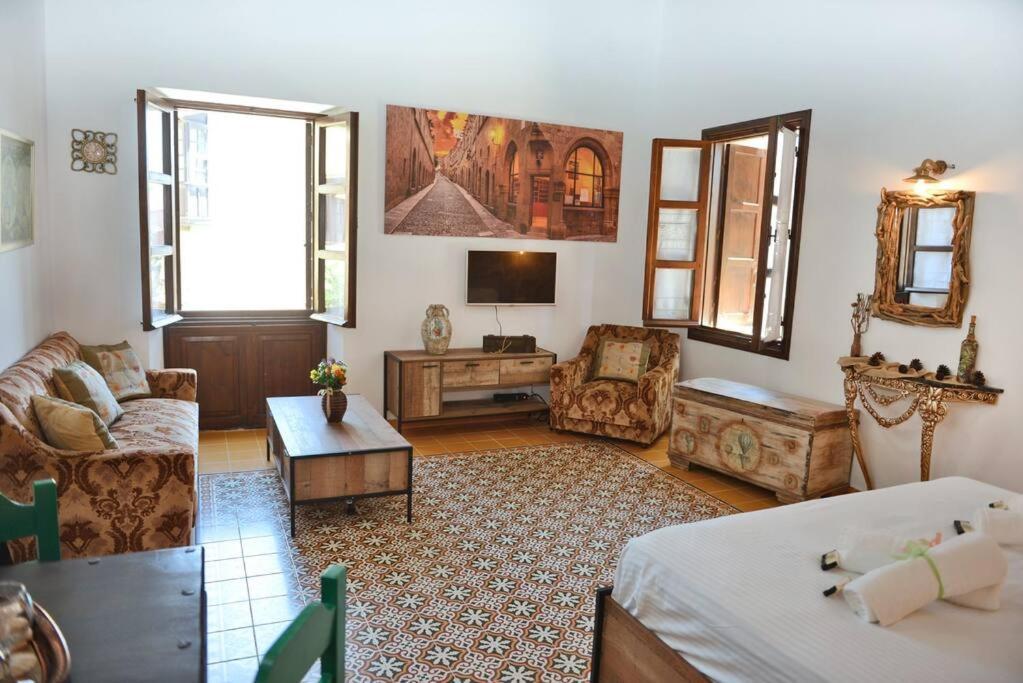Meandros Suite In Old Town Rhodes City Extérieur photo