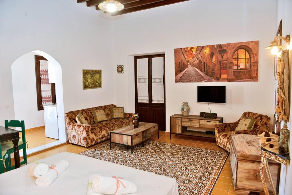 Meandros Suite In Old Town Rhodes City Extérieur photo